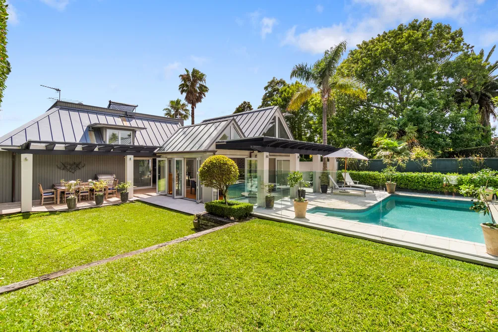 Elegance and privacy personified