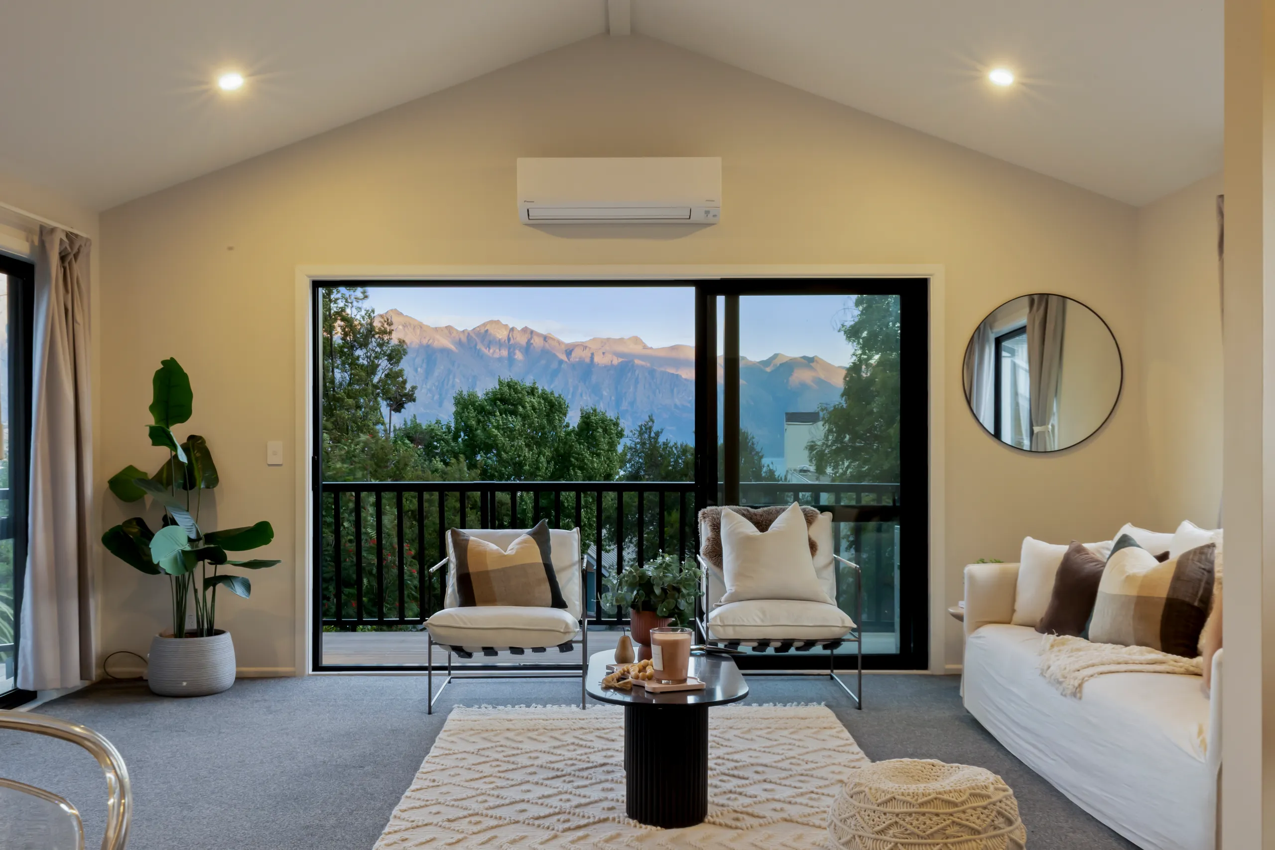 14 Sainsbury Road, Fernhill, Queenstown