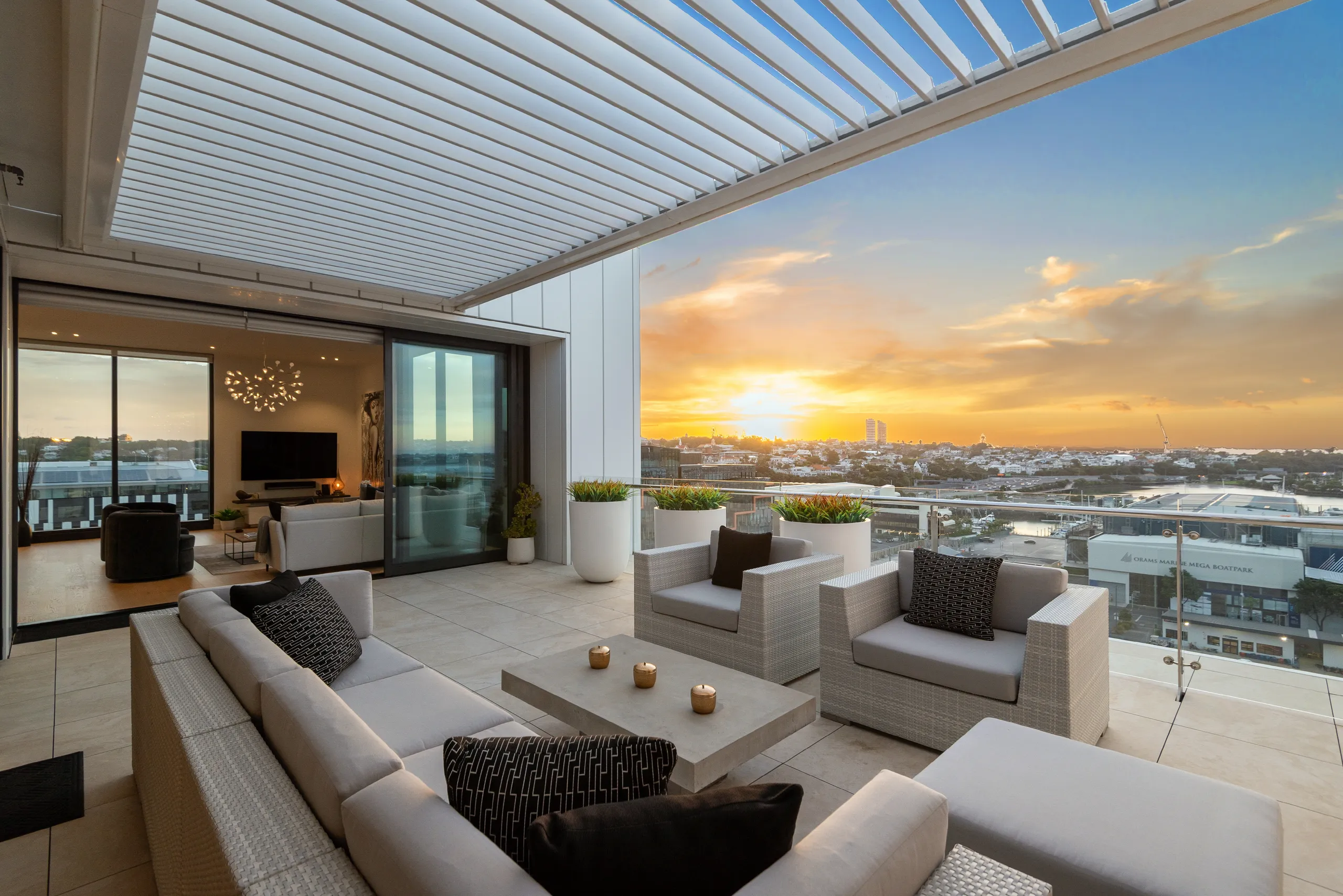 Penthouse 1004/141 Pakenham Street, Auckland Central, Auckland City