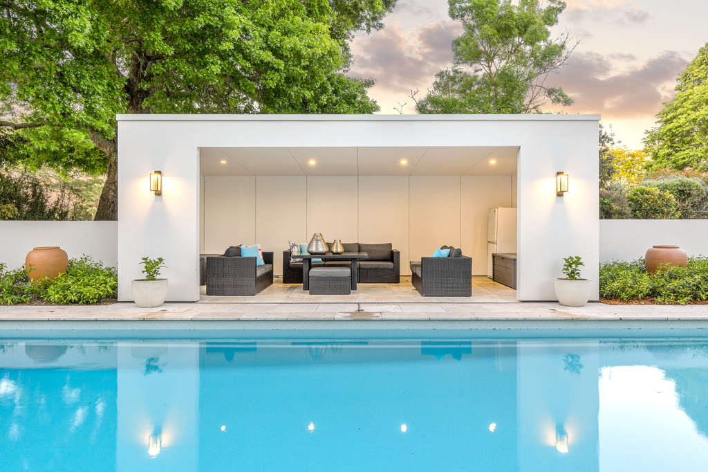 Private Poolside Oasis, Elegant Family Living!