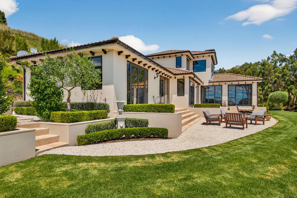 Private, Havelock North Lifestyle, Superb Views