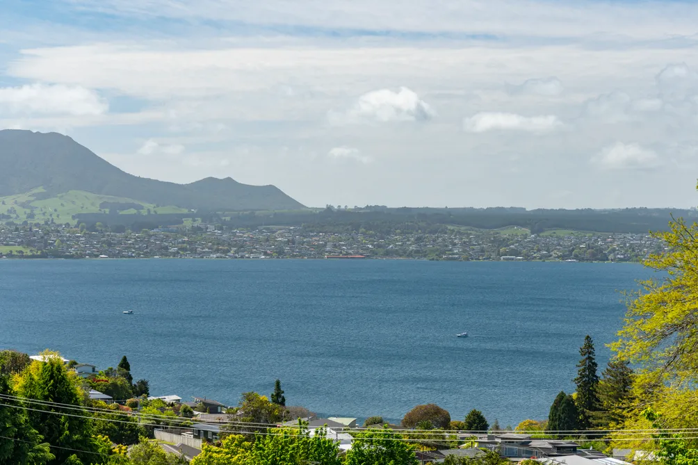 Unrivalled Lake Taupo Views