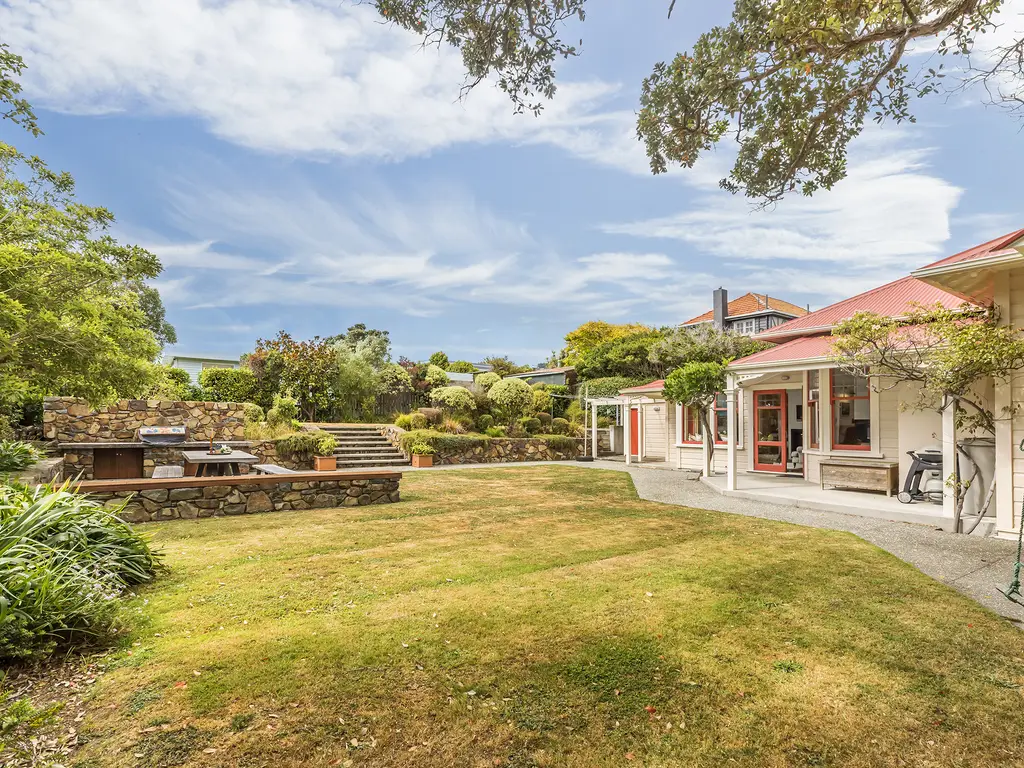015_Open2view_ID570396-11_Trelissick_Crescent