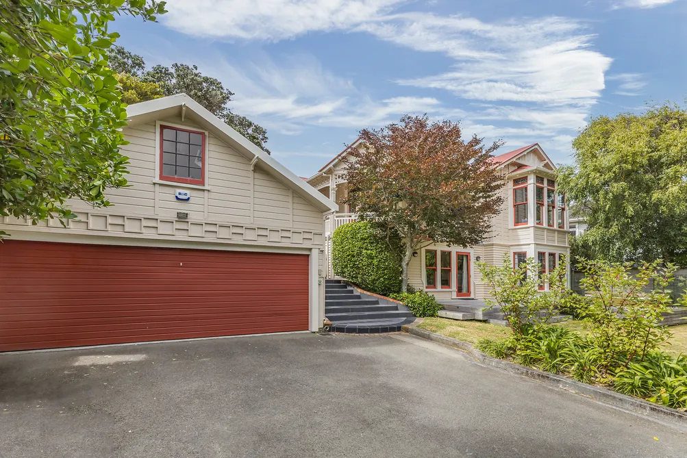 Motivated Owners, Prestigious Home