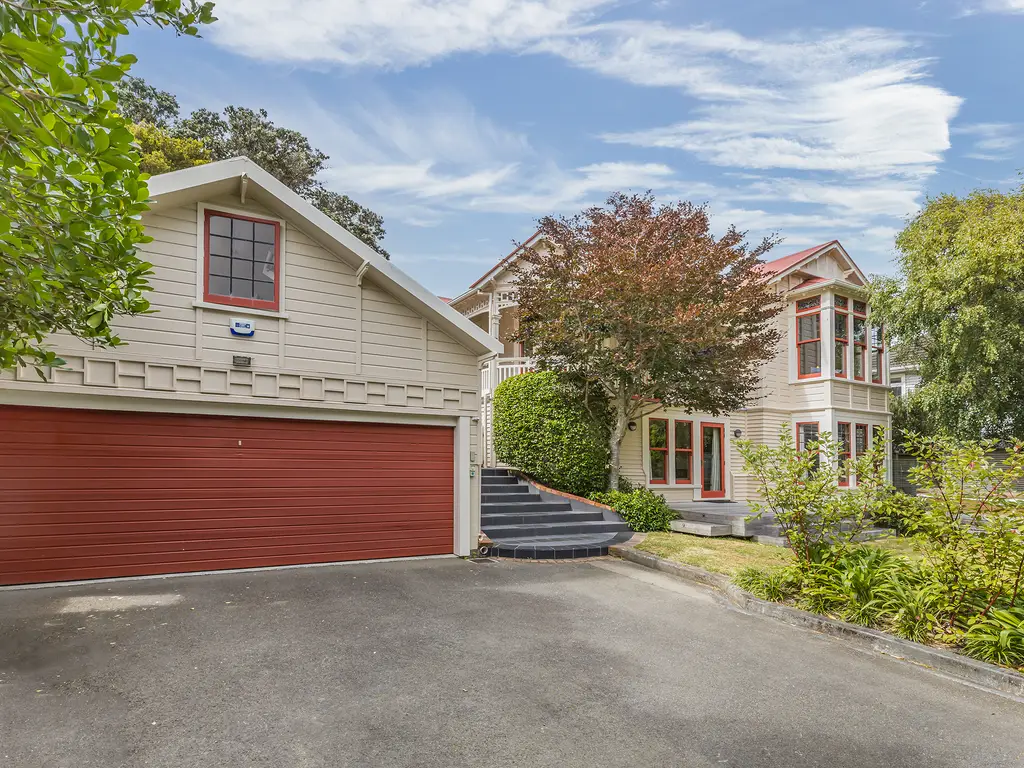028_Open2view_ID570396-11_Trelissick_Crescent