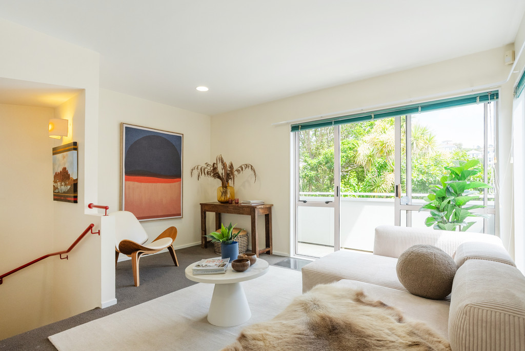 Effortless City Living with Space, Sun & Security