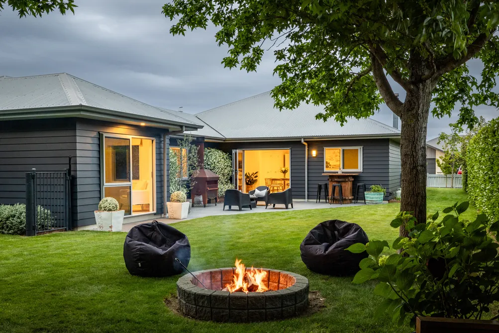 Stylish Living with Family Warmth in Frimley