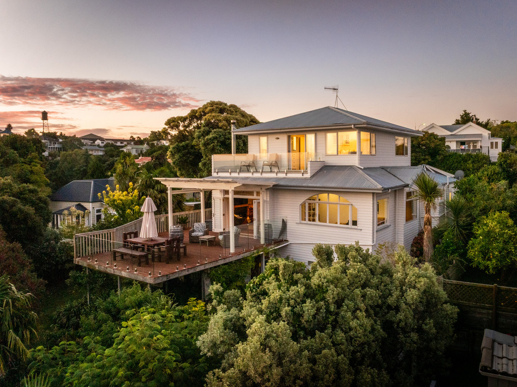 Elevated Living - Breathtaking Views, Secure Now