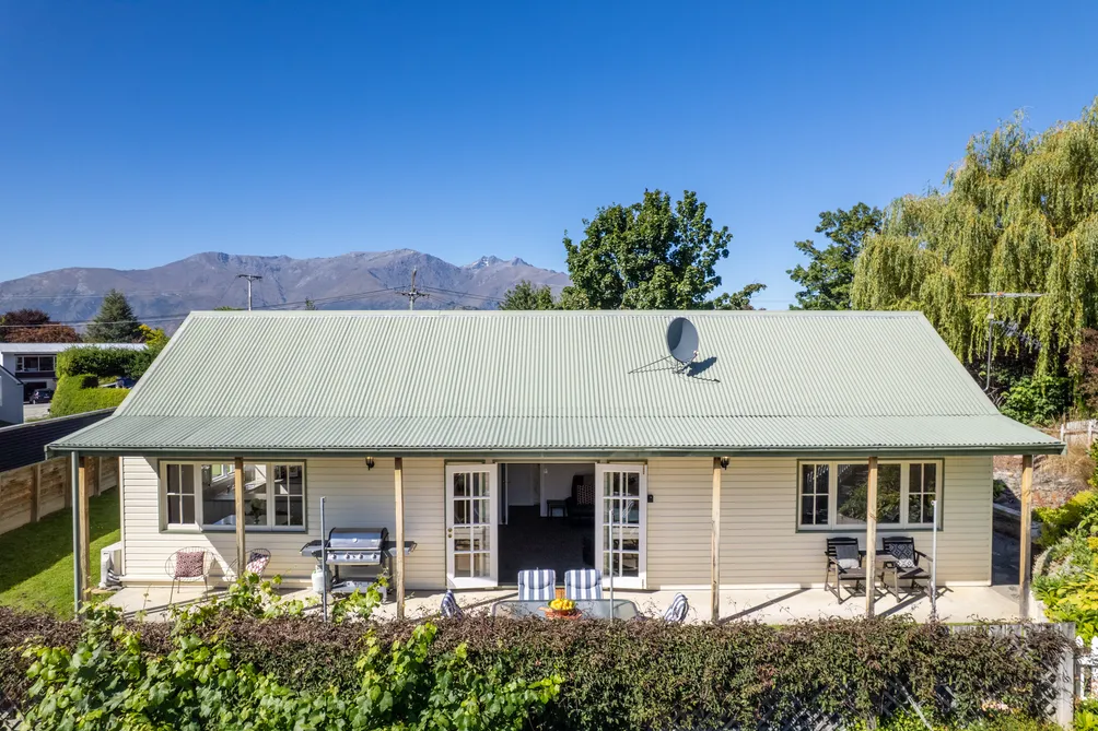 Charming Arrowtown Cottage on Kent