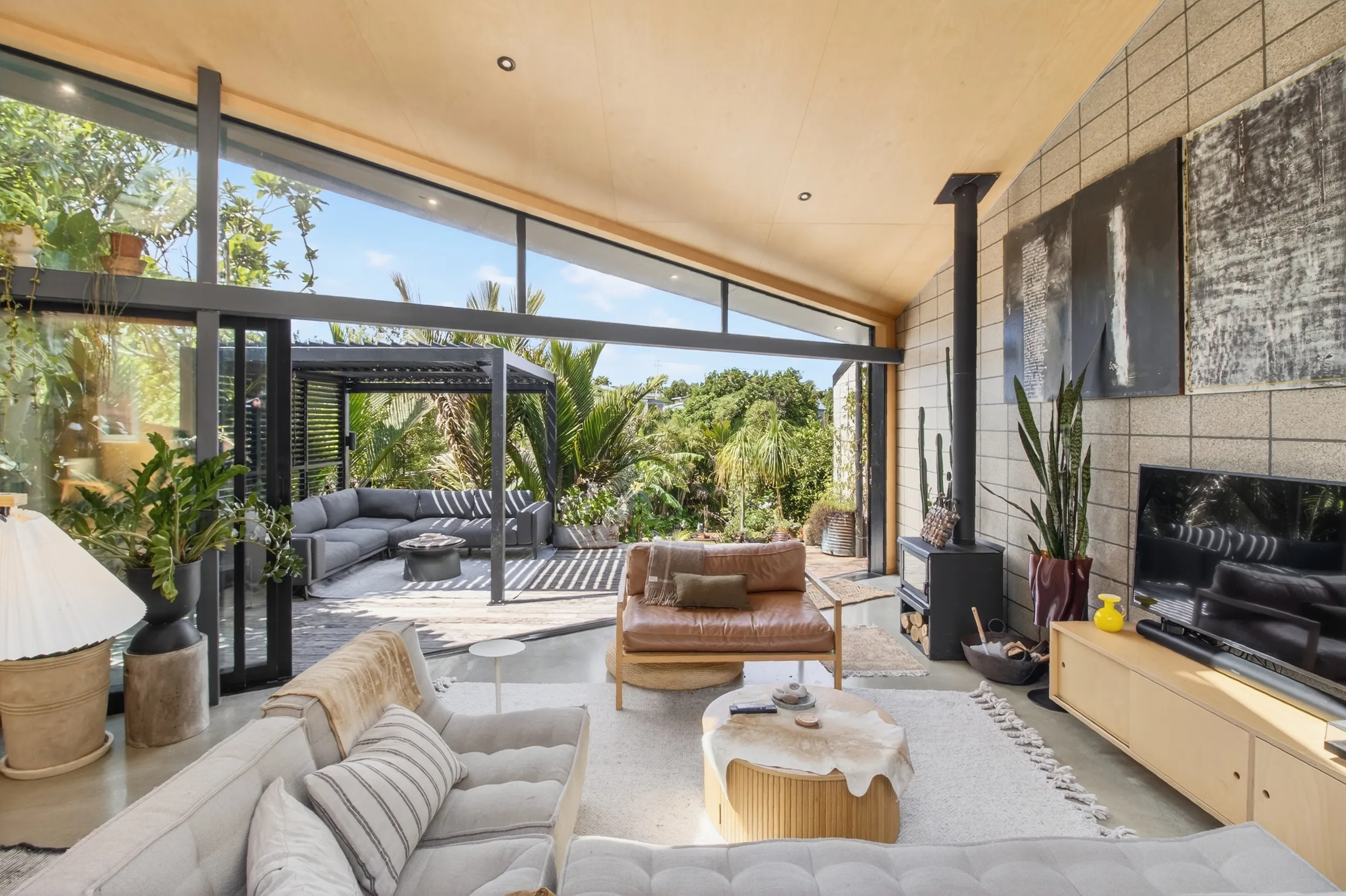 12 Ridge Road, Oneroa, Waiheke Island