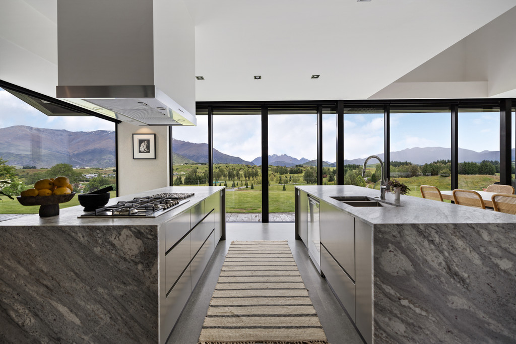 Exceptional Arrowtown Position, Enduring Design.