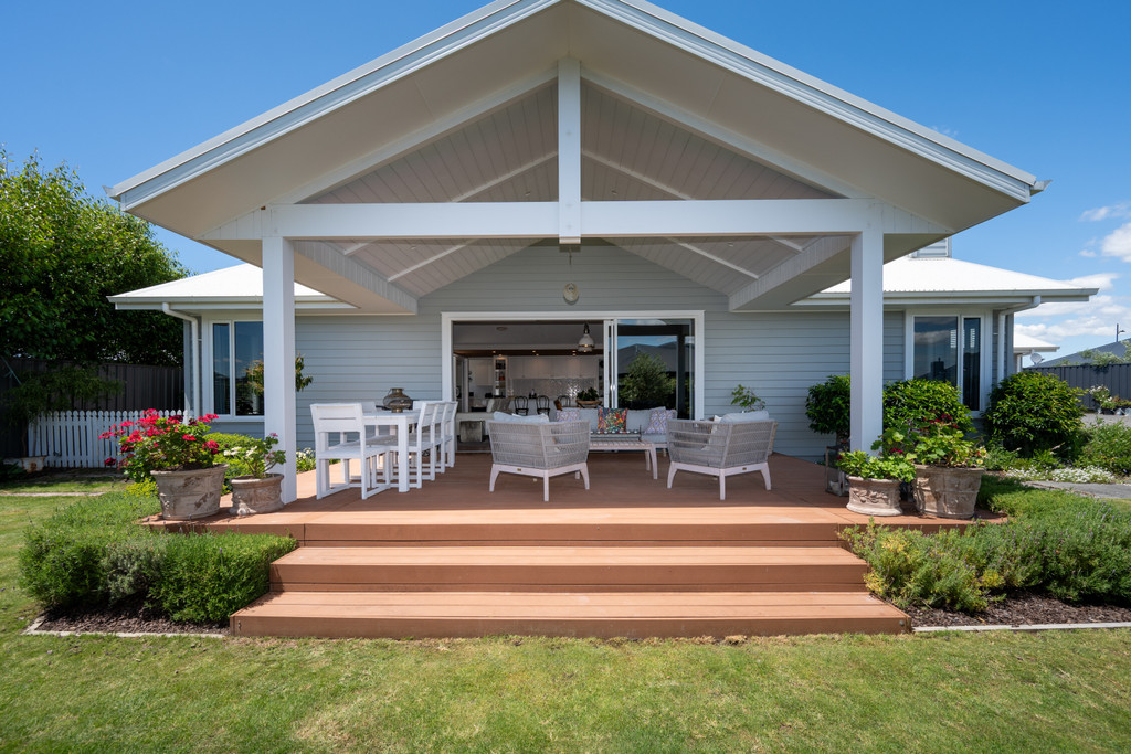 Light, Bright, Modern Sophistication