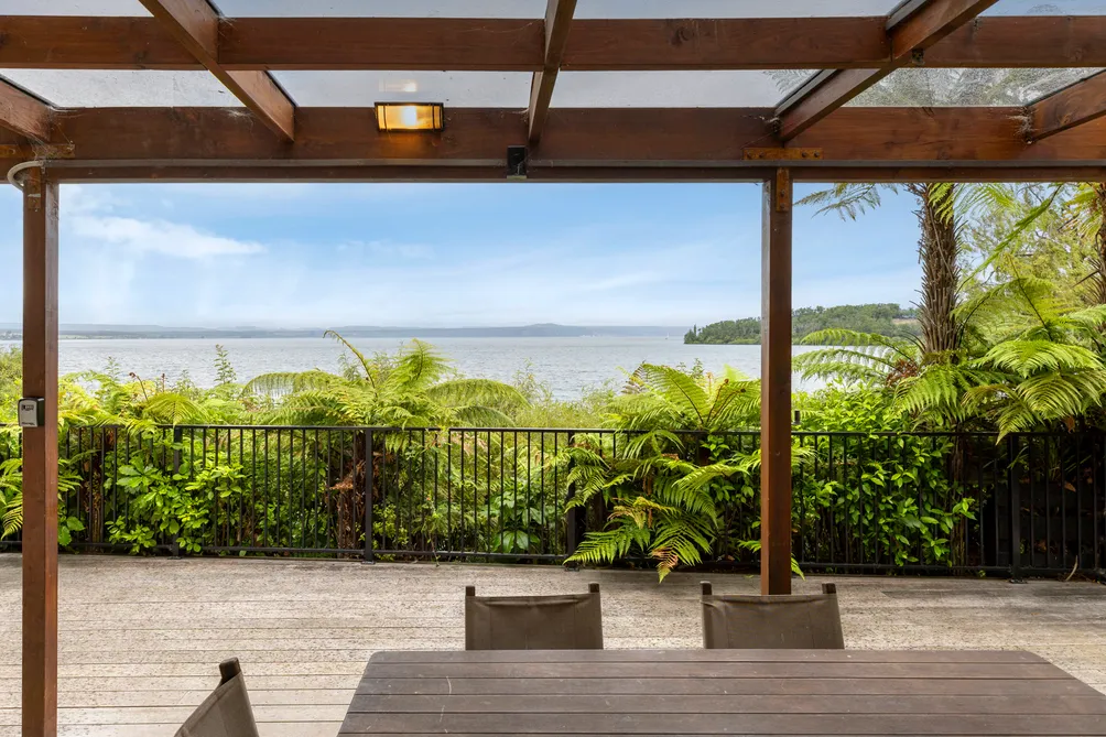 Absolute Lakefront From Front Door to Lake’s Edge