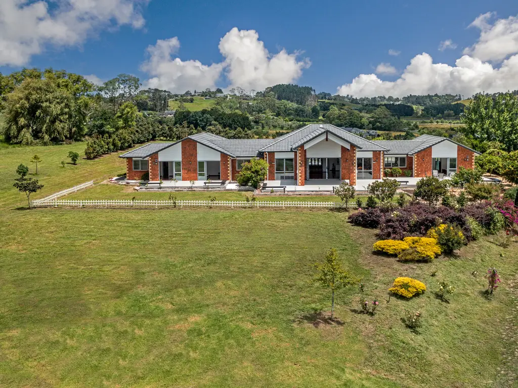 DJI_0034_73 Ashwood Ave_Day_Mod