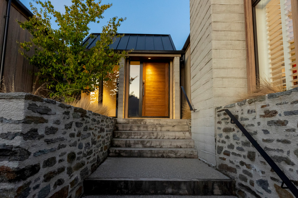 A MASTERCLASS IN CONTEMPORARY ALPINE LIVING