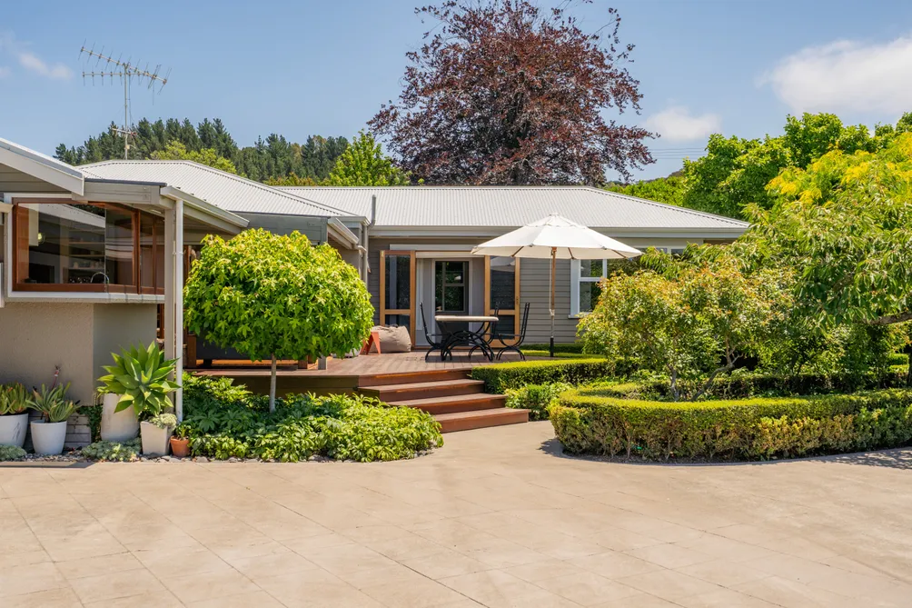 Ultimate Lifestyle Living, Two Homes, Large Shed