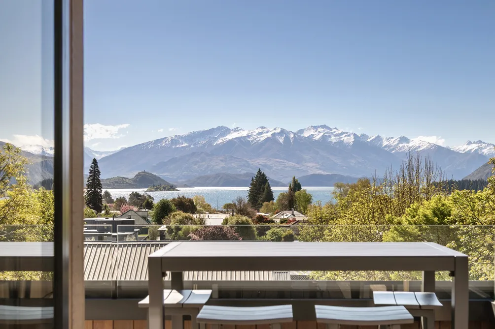 Private Oasis in Downtown Wanaka
