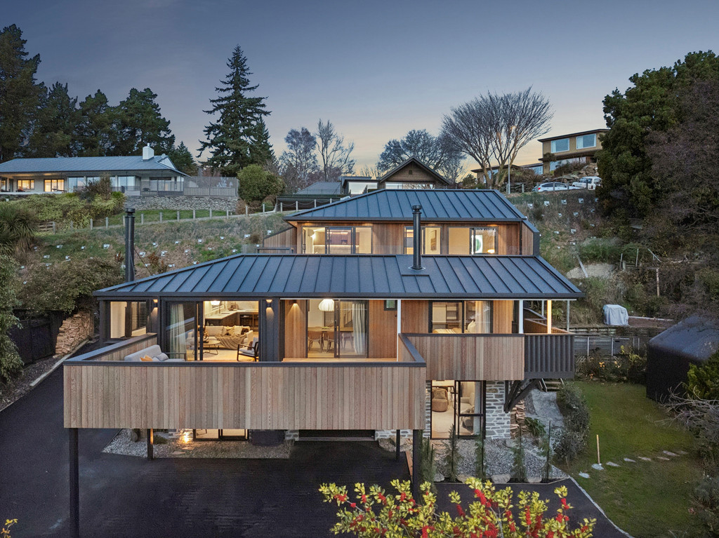 Private Oasis in Downtown Wanaka