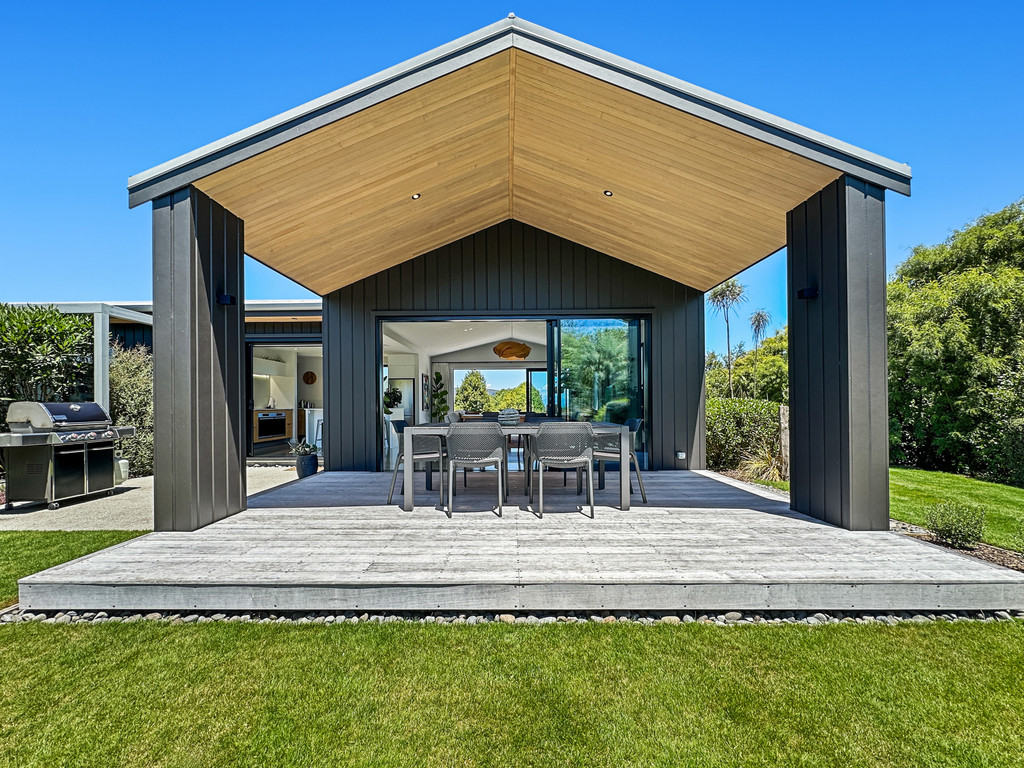 Succinct, Sophisticated, Sublime