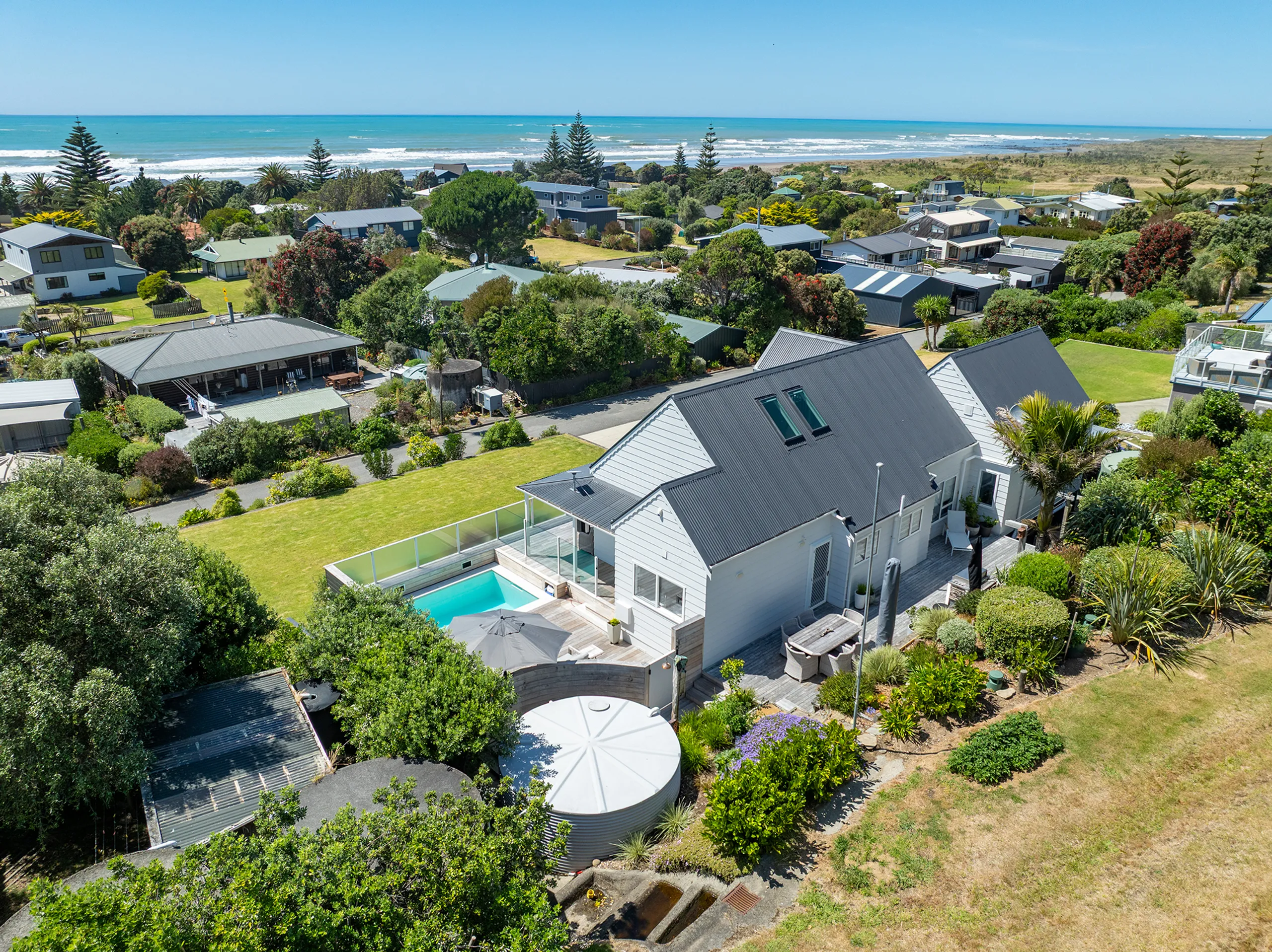 11 Palm Parade, Riversdale Beach, Wairarapa