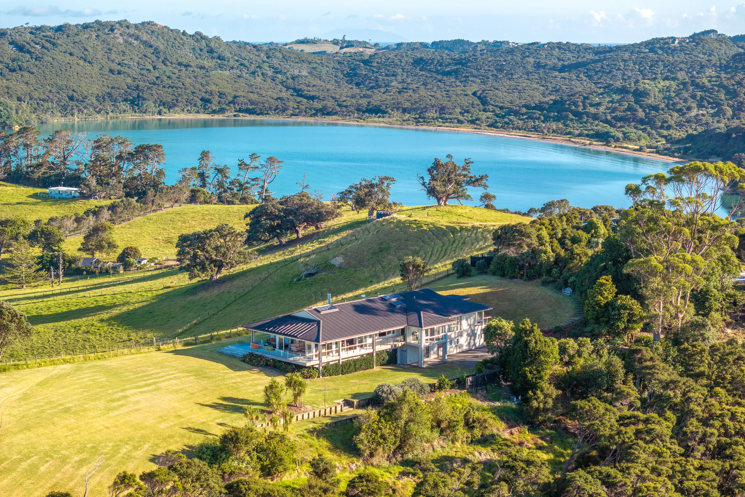 345 Gordons Road, Woodside Bay, Waiheke Island