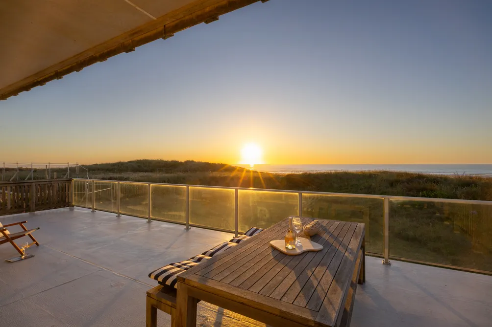 Rare Beachside Waterfront Opportunity