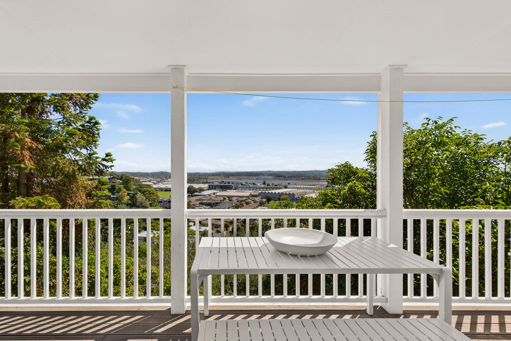 Denholm Delivers - Sea Views