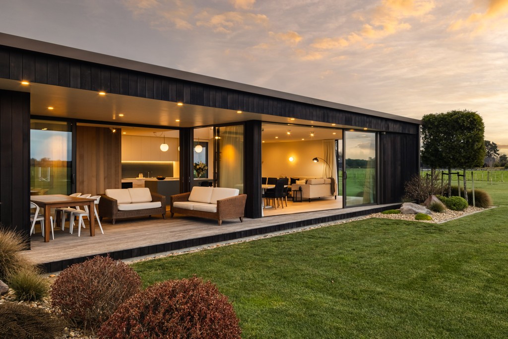 Fernando House
