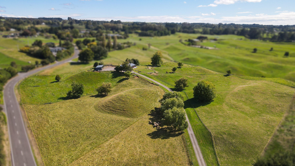 Lifestyle Living on Sought After Oturoa Road