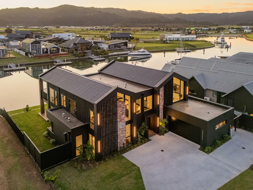 91 Leeward Drive-69