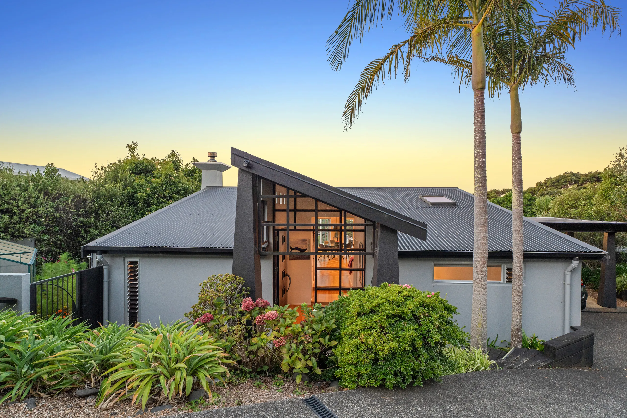 95 Queens Drive, Oneroa, Waiheke Island