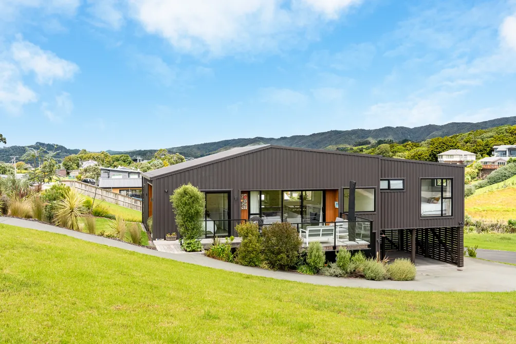 Coastal Ease at Blue Moon Rise