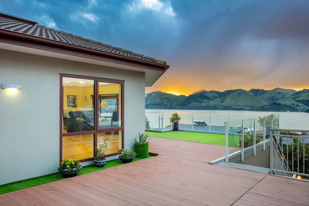 A Distinctive Octagonal Coastal Residence