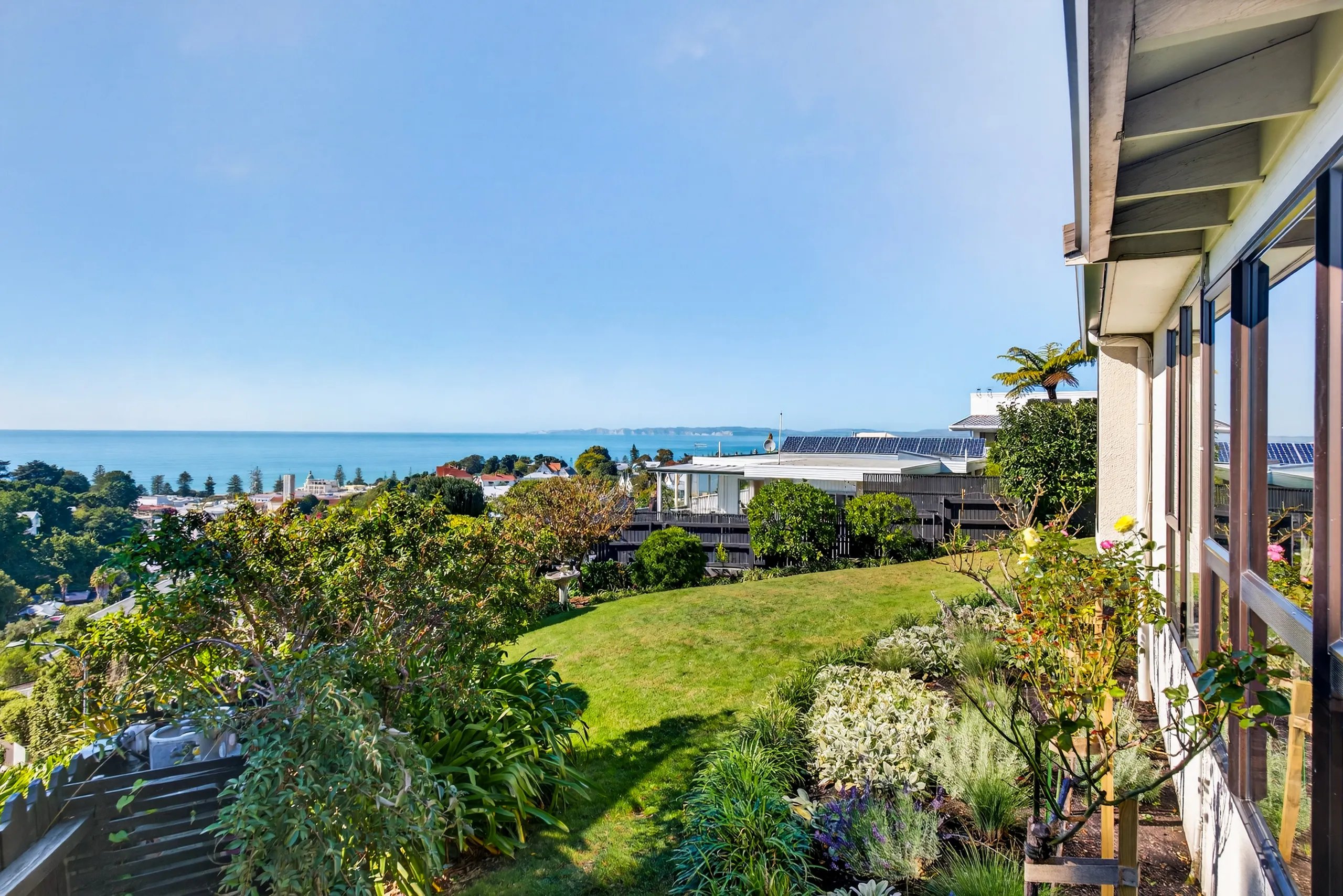 9 Harvey Road, Bluff Hill, Napier