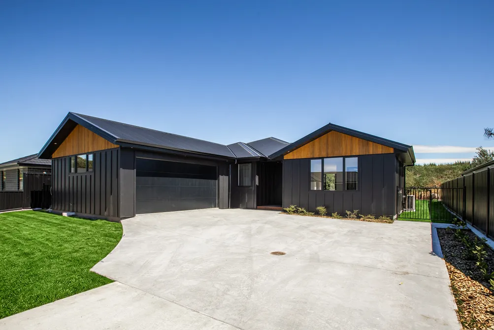 Thoughtfully Designed New Build in Frimley