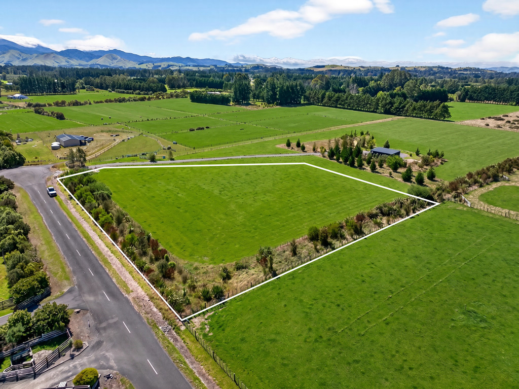 Newly Titled Lifestyle Opportunity