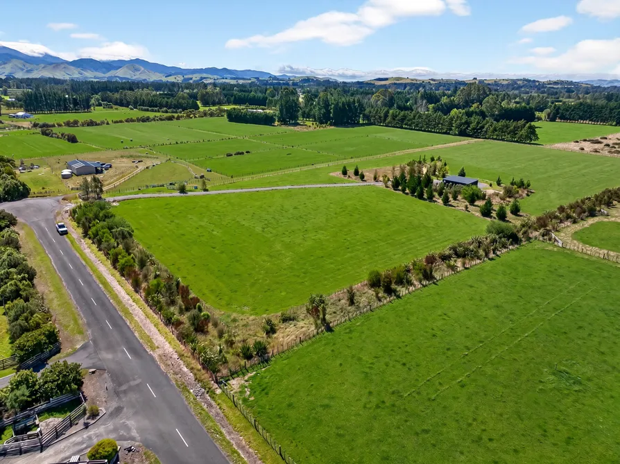 Newly Titled Lifestyle Opportunity