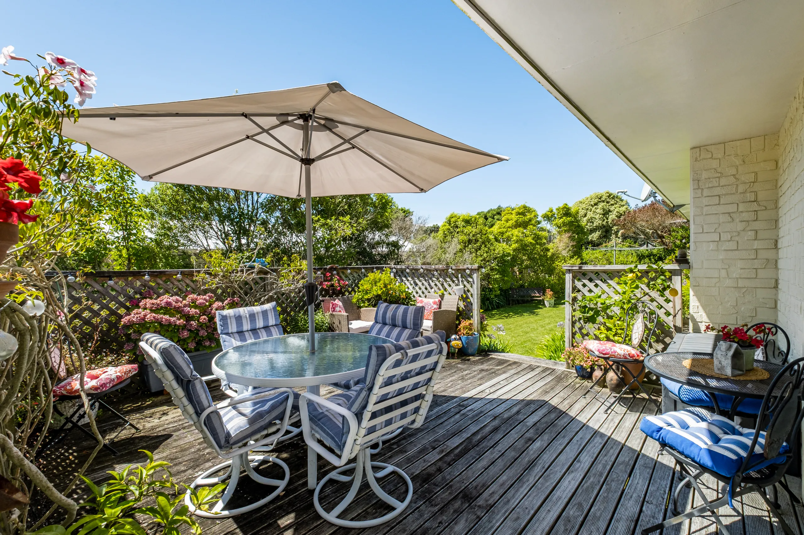 90 Omapere Street, Whitby, Porirua City