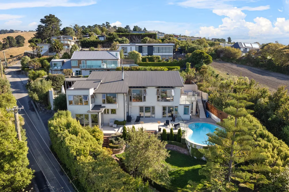 A Residence of Scale and Substance