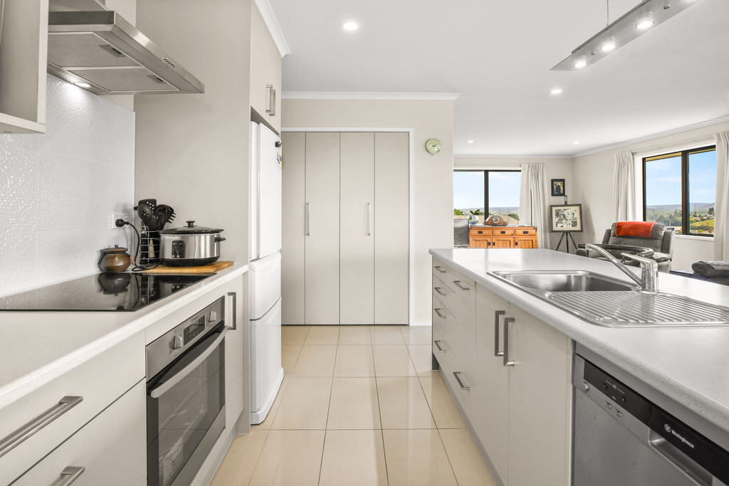 Vendors Have Bought – This Home Must Be Sold