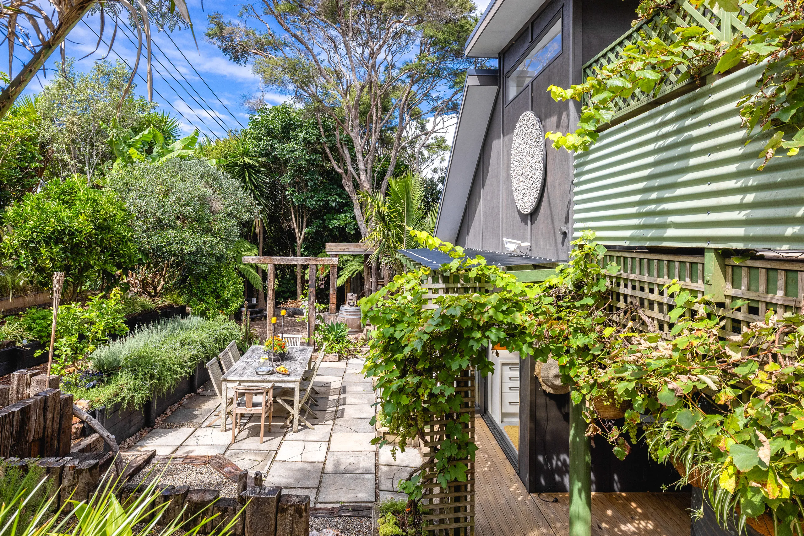 33 Beatty Parade, Surfdale, Waiheke Island