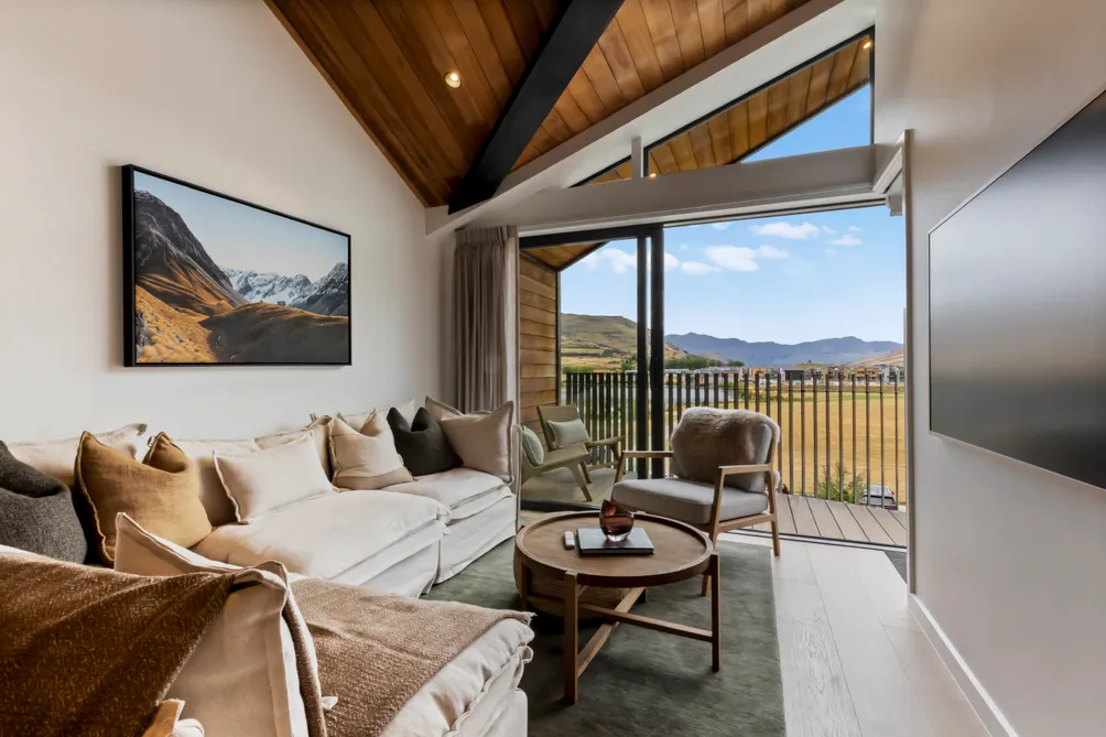 Superb Views and Prime Location