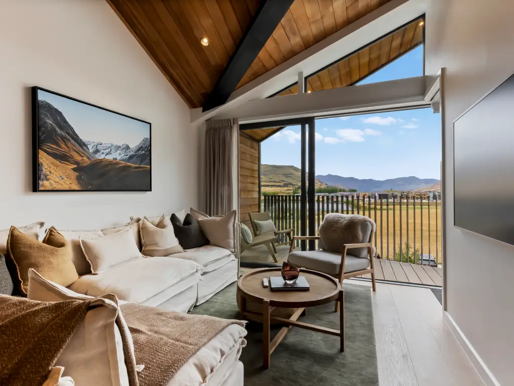 Hero - SV 212 JP Apts  - 4 of 31