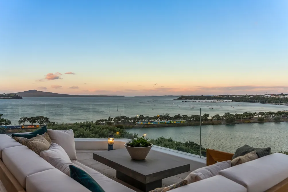 Spectacular Waterfront Living in Prime Parnell
