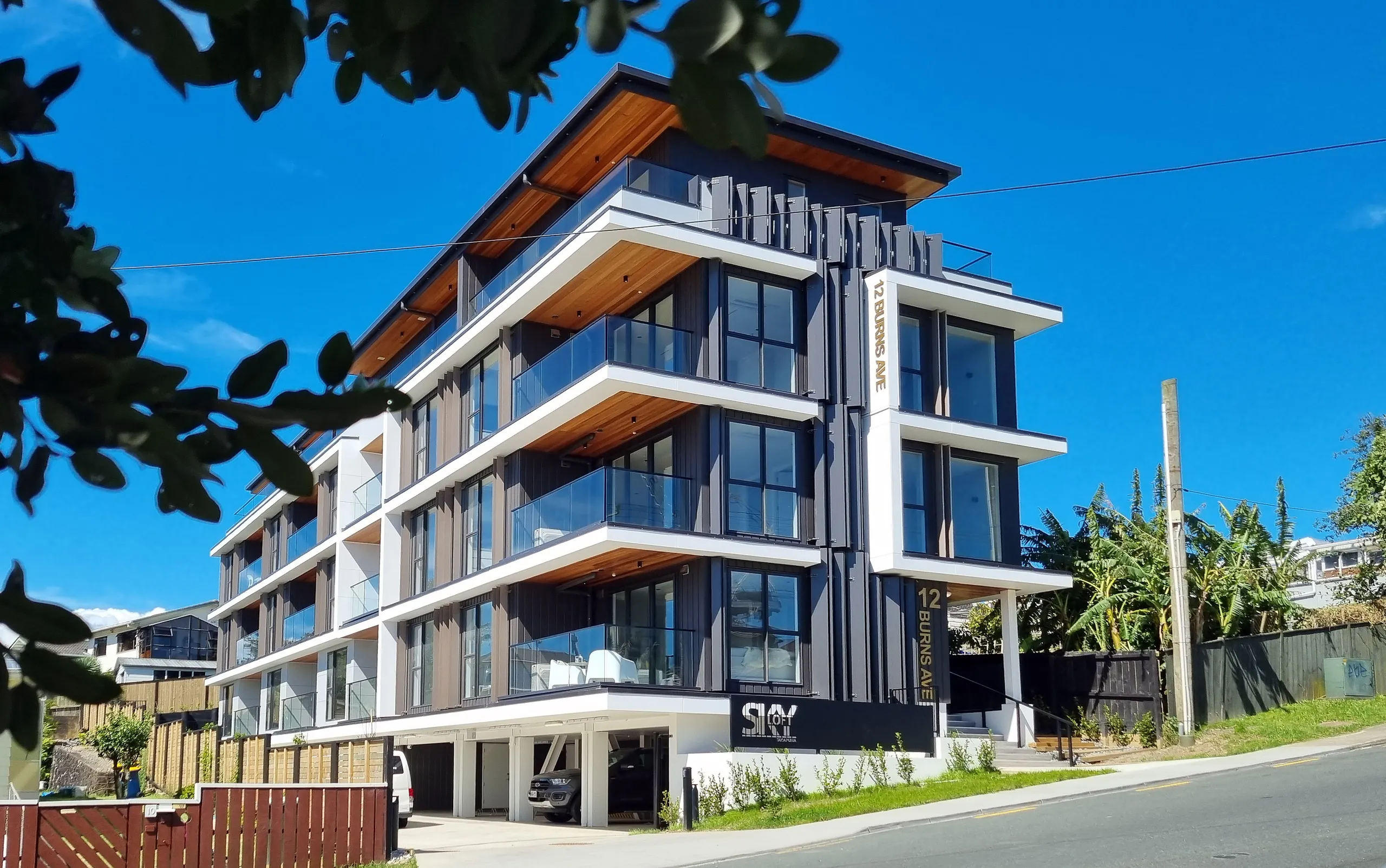 10/12 Burns Avenue, Takapuna, North Shore City