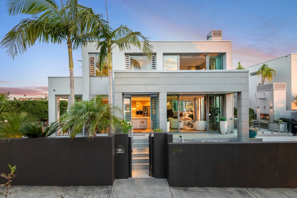 Grand Design, Privacy, Exceptional Lifestyle