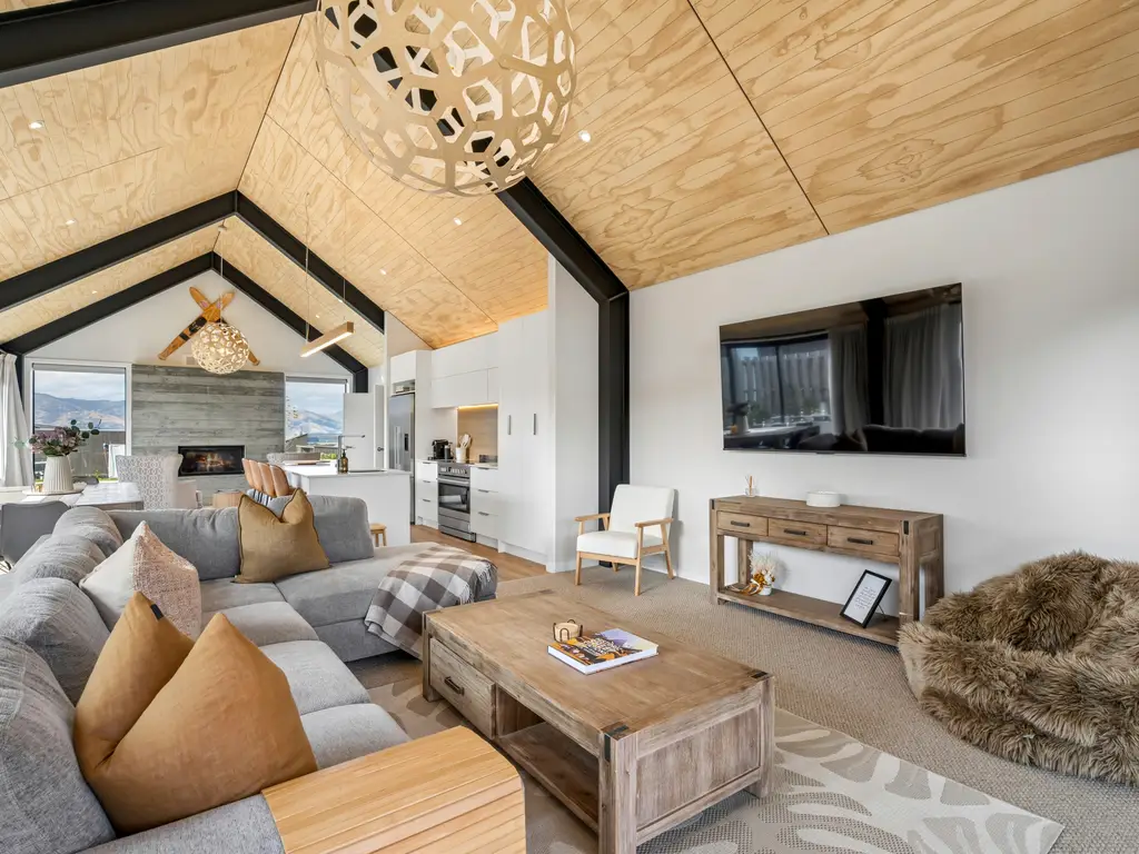 027_Open2view_ID605524-68_Riverslea