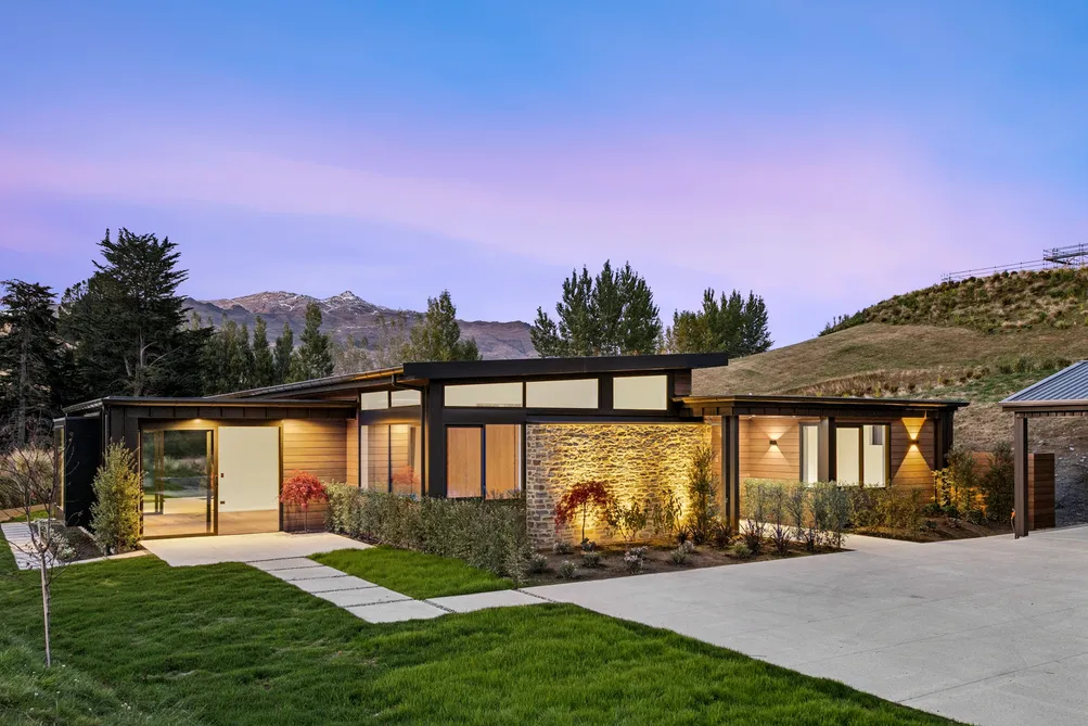 Spectacular Views - Exceptional Living