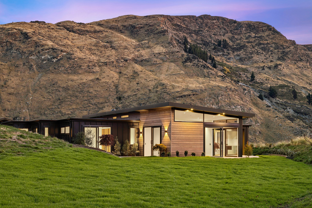 Spectacular Views - Exceptional Living