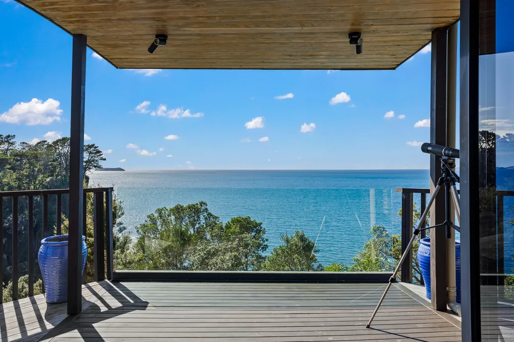 Private Coastal Sanctuary With Beach Access